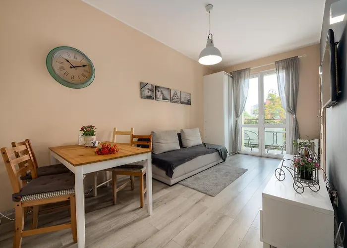 Cozy Central Apartment: Old Town/Main Station